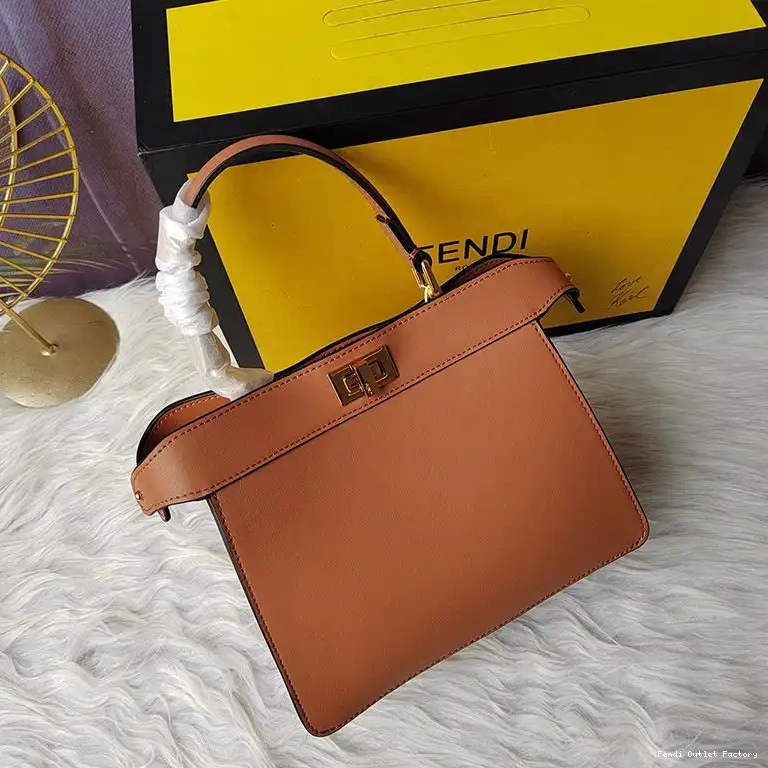 Vintage HOT Leather Peekaboo ISeeU Bag Nappa Petite Fendi Brown In 0703